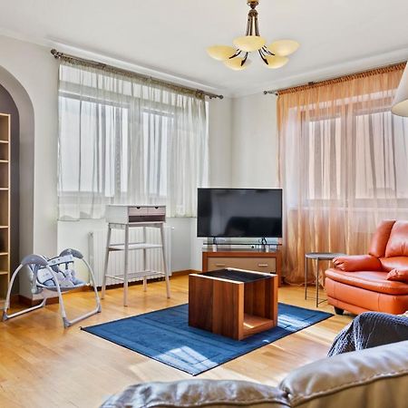 בוקרשט 125 Sqm Family Friendly With Kids Room מראה חיצוני תמונה