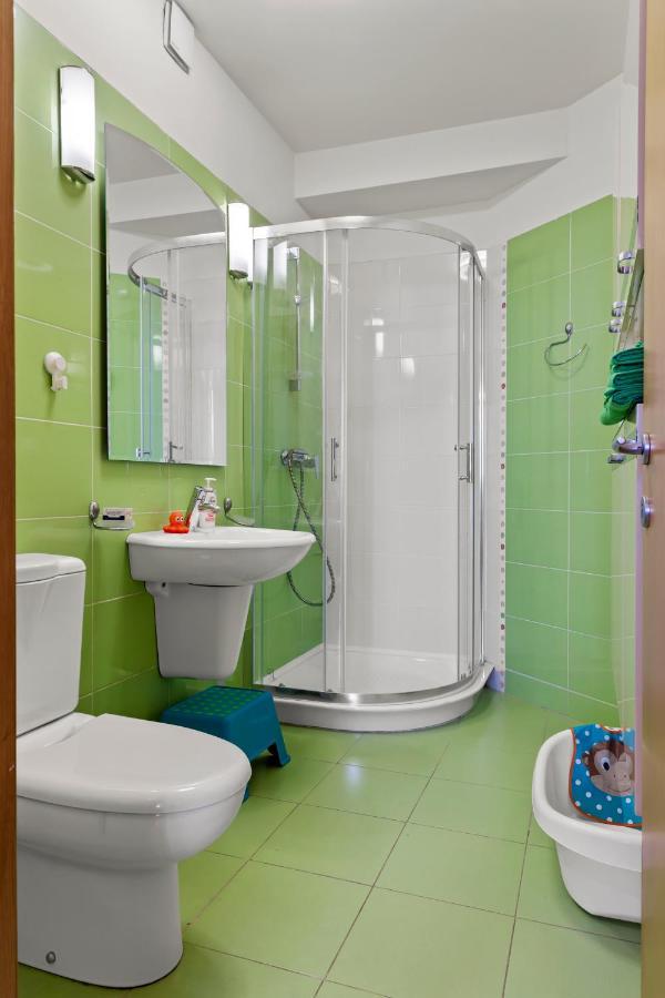 בוקרשט 125 Sqm Family Friendly With Kids Room מראה חיצוני תמונה