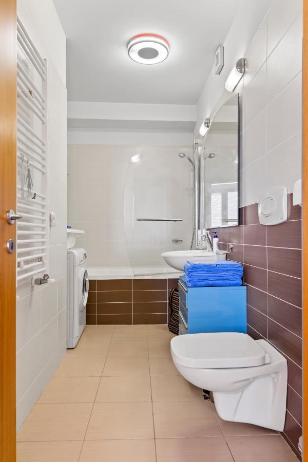בוקרשט 125 Sqm Family Friendly With Kids Room מראה חיצוני תמונה