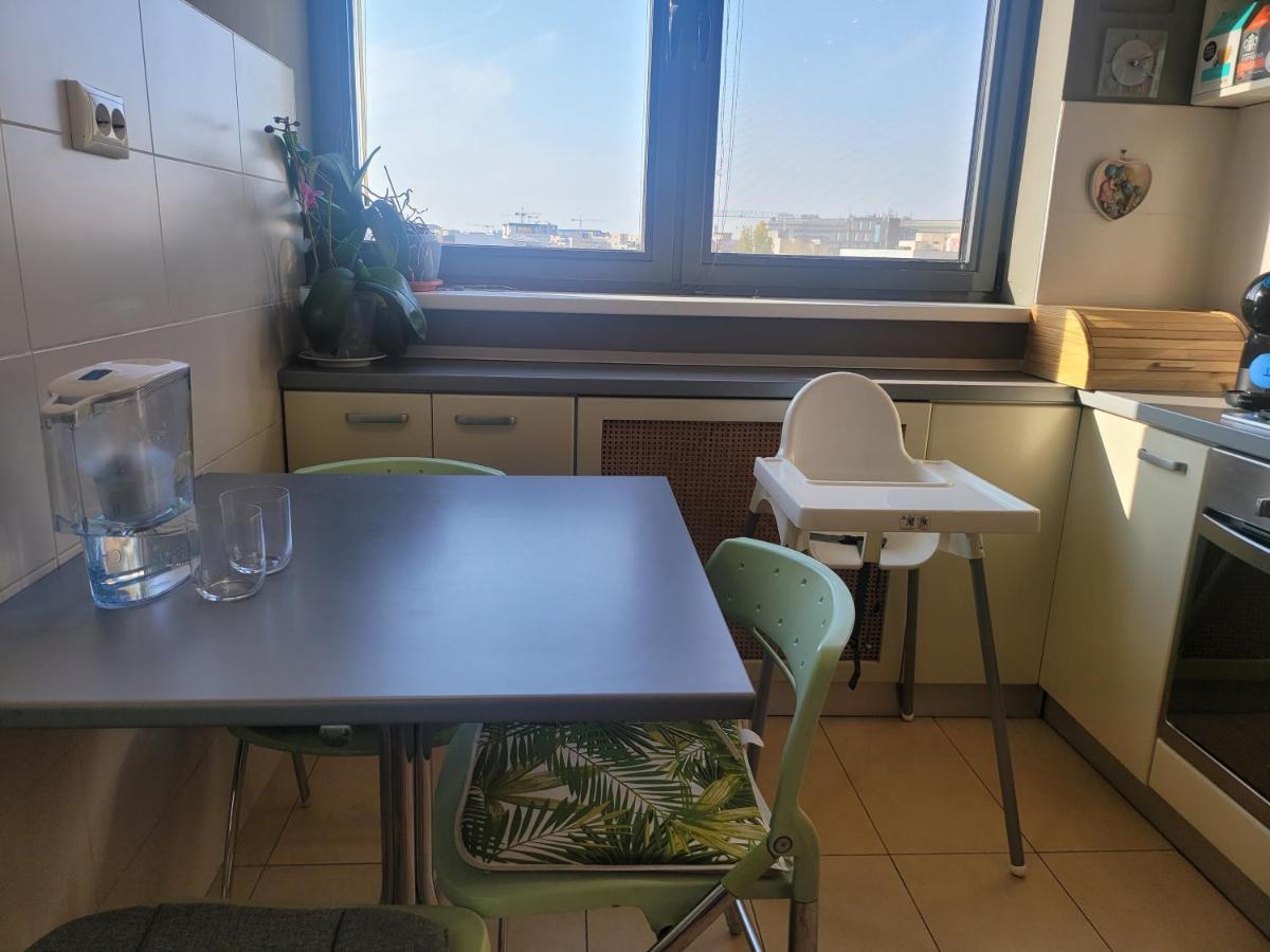 בוקרשט 125 Sqm Family Friendly With Kids Room מראה חיצוני תמונה