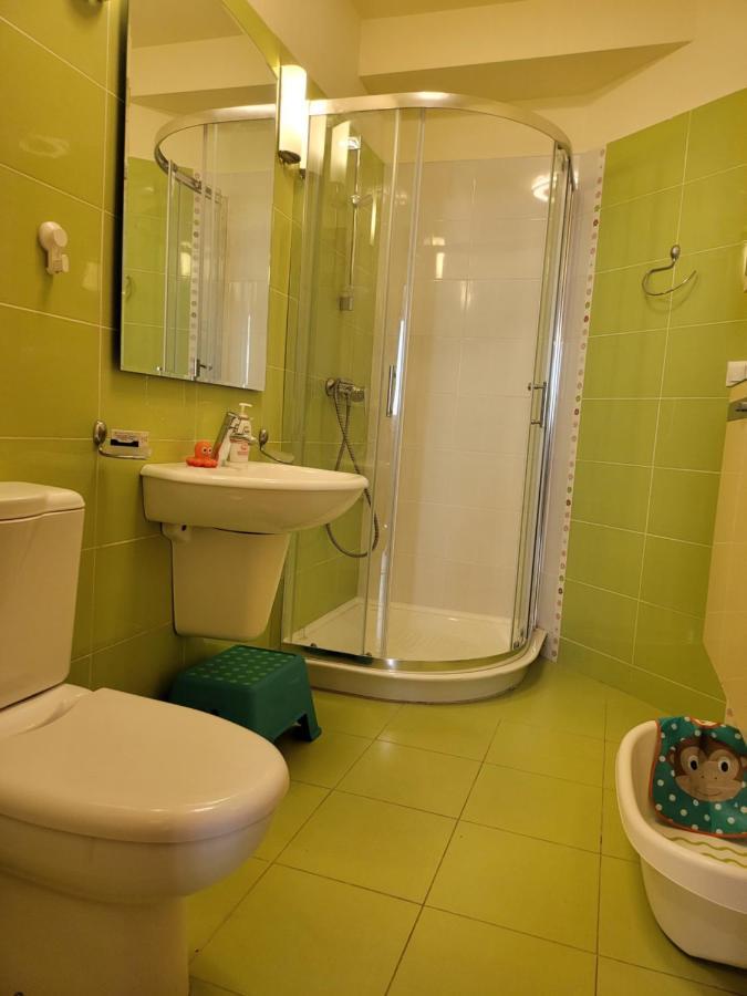 בוקרשט 125 Sqm Family Friendly With Kids Room מראה חיצוני תמונה
